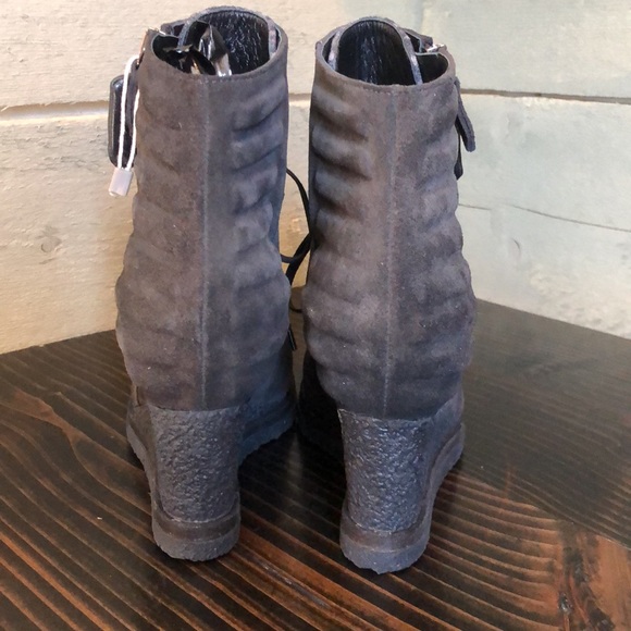 Made in Italy Vic Wedge Leather Sneakers - Picture 7 of 14